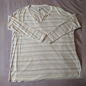 Size medium long sleeve Cabi